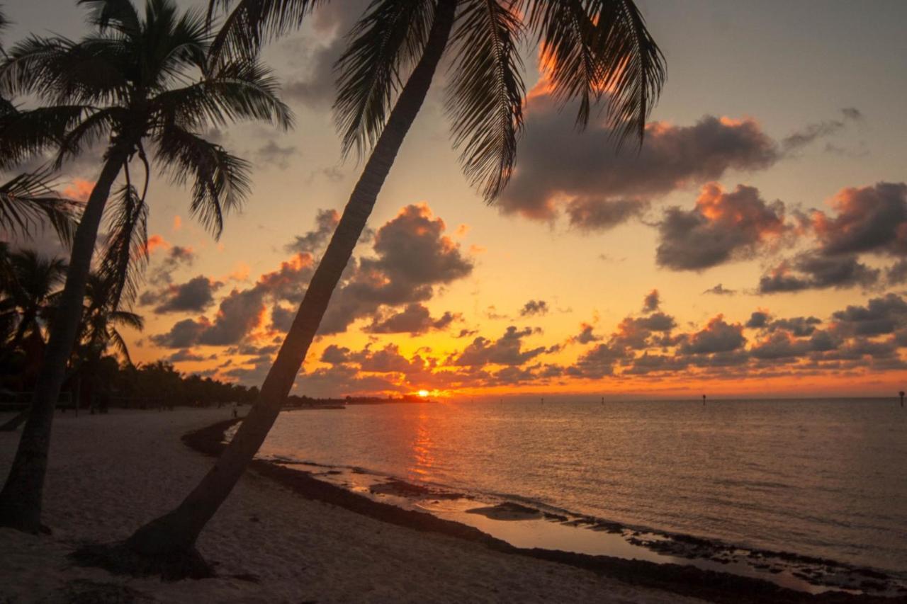 Sunrise Suites Dominican Suite #110 Key West Bagian luar foto